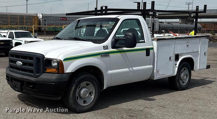 Image of Ford F-250 Primary image