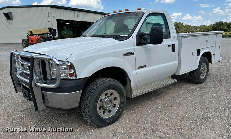 Image of Ford F-250 Primary image