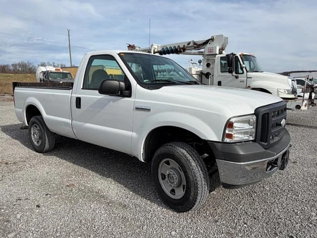 Image of Ford F-250 equipment image 2