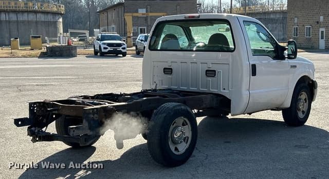 Image of Ford F-250 equipment image 4