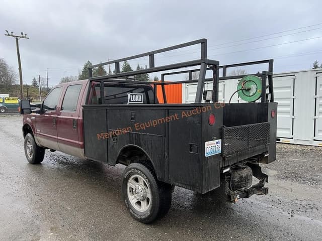 Image of Ford F-250 equipment image 2