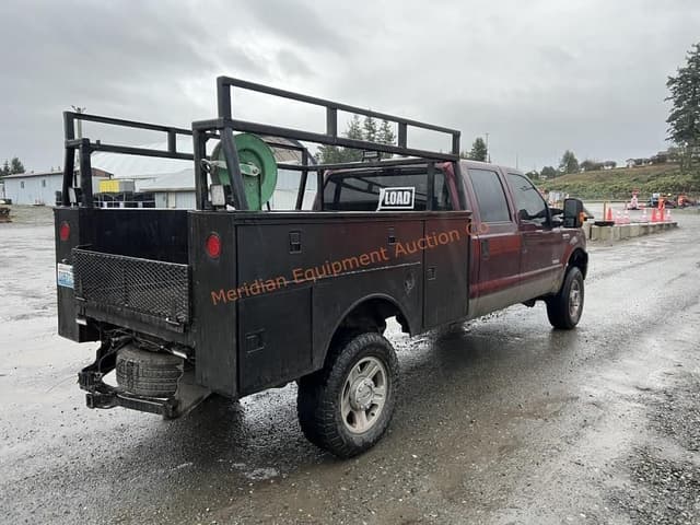 Image of Ford F-250 equipment image 4