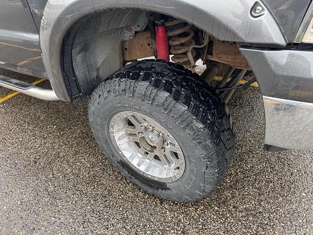 Image of Ford F-250 equipment image 3