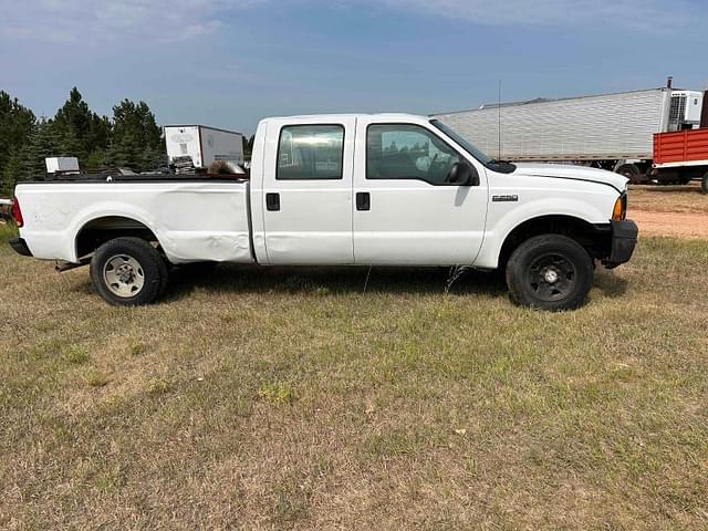 Image of Ford F-250 equipment image 3