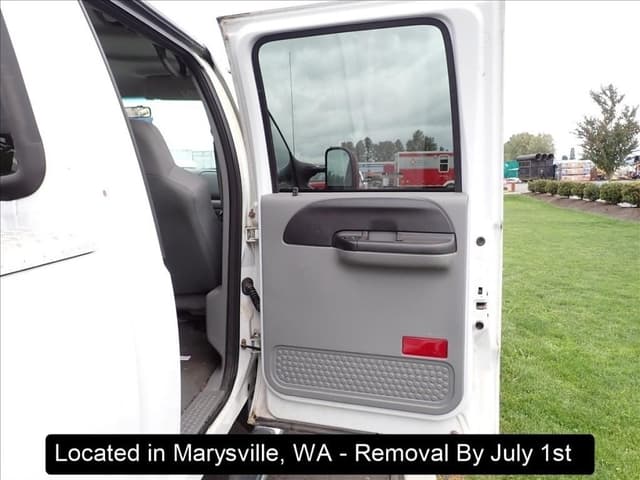 Image of Ford F-350 equipment image 1