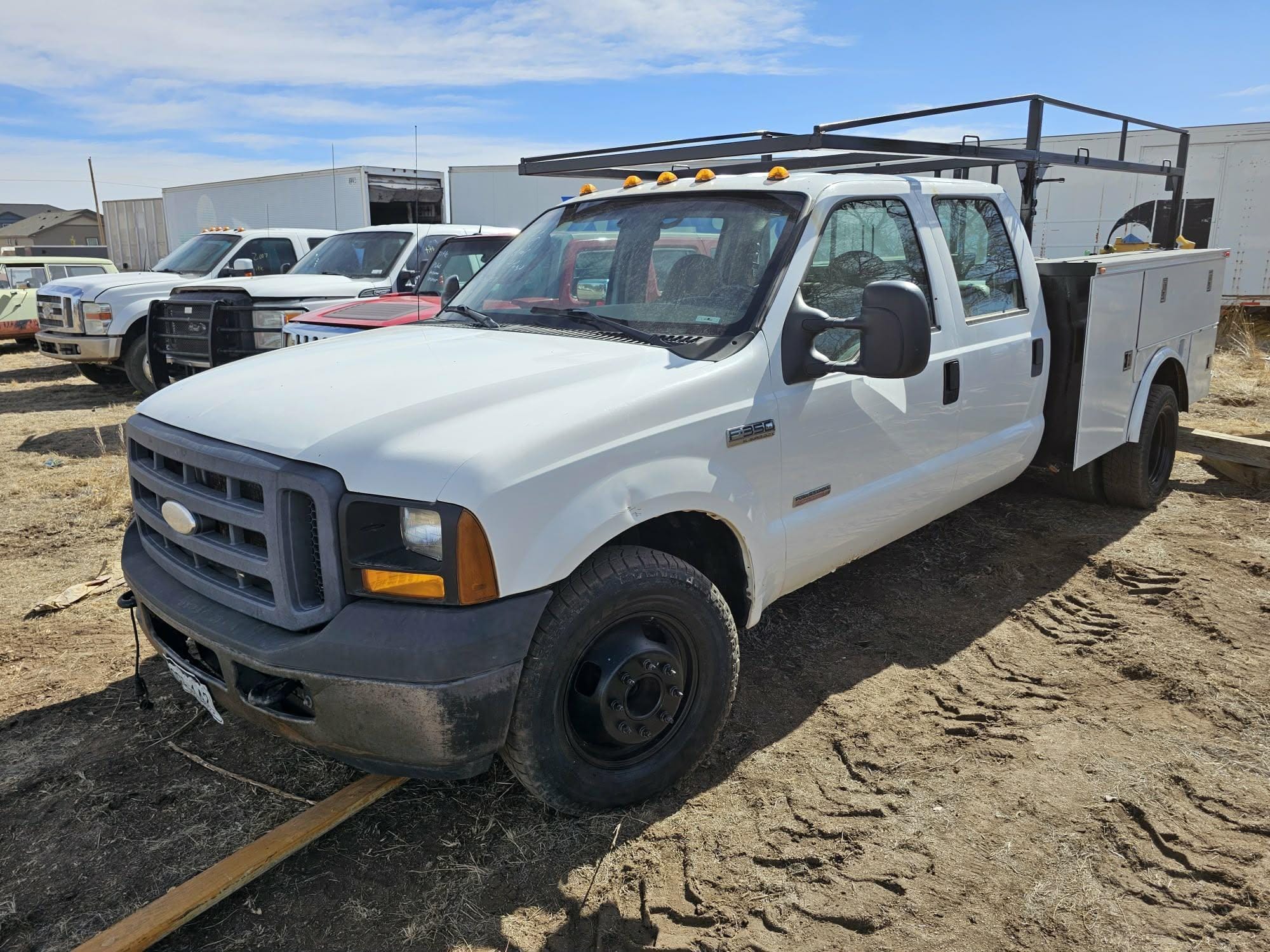 2006 Ford F-350 Equipment Image0