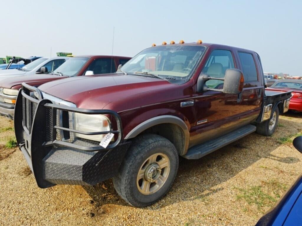 Image of Ford F-350 Primary image