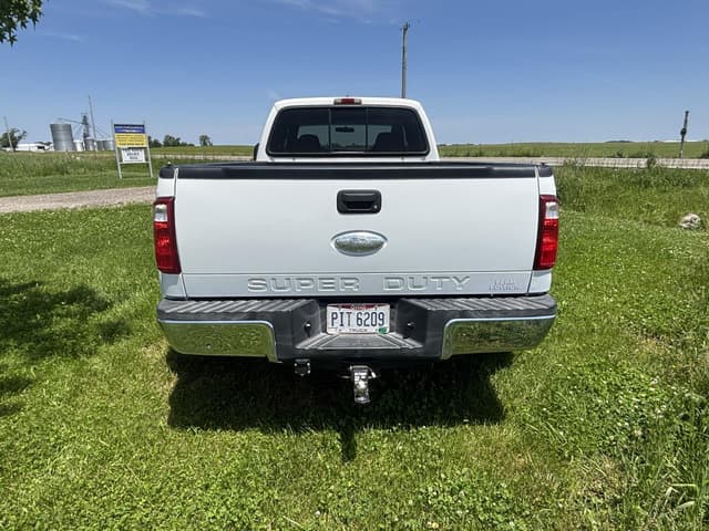 Image of Ford F-350 equipment image 4