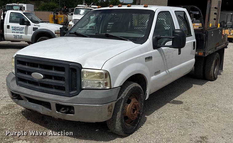 Image of Ford F-350 Primary image
