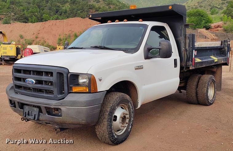 Image of Ford F-350 Primary image