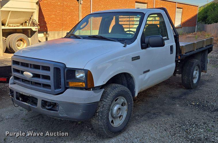 Image of Ford F-350 Primary image