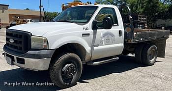 2006 Ford F-350 Equipment Image0