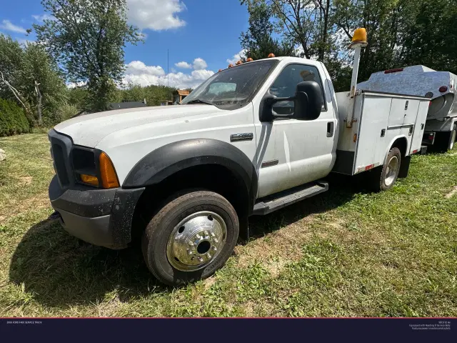 Image of Ford F-450 equipment image 1