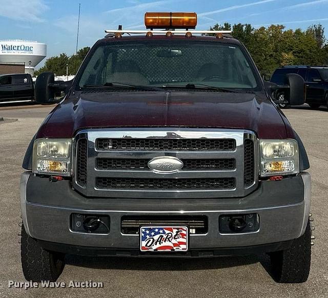 Image of Ford F-450 equipment image 1