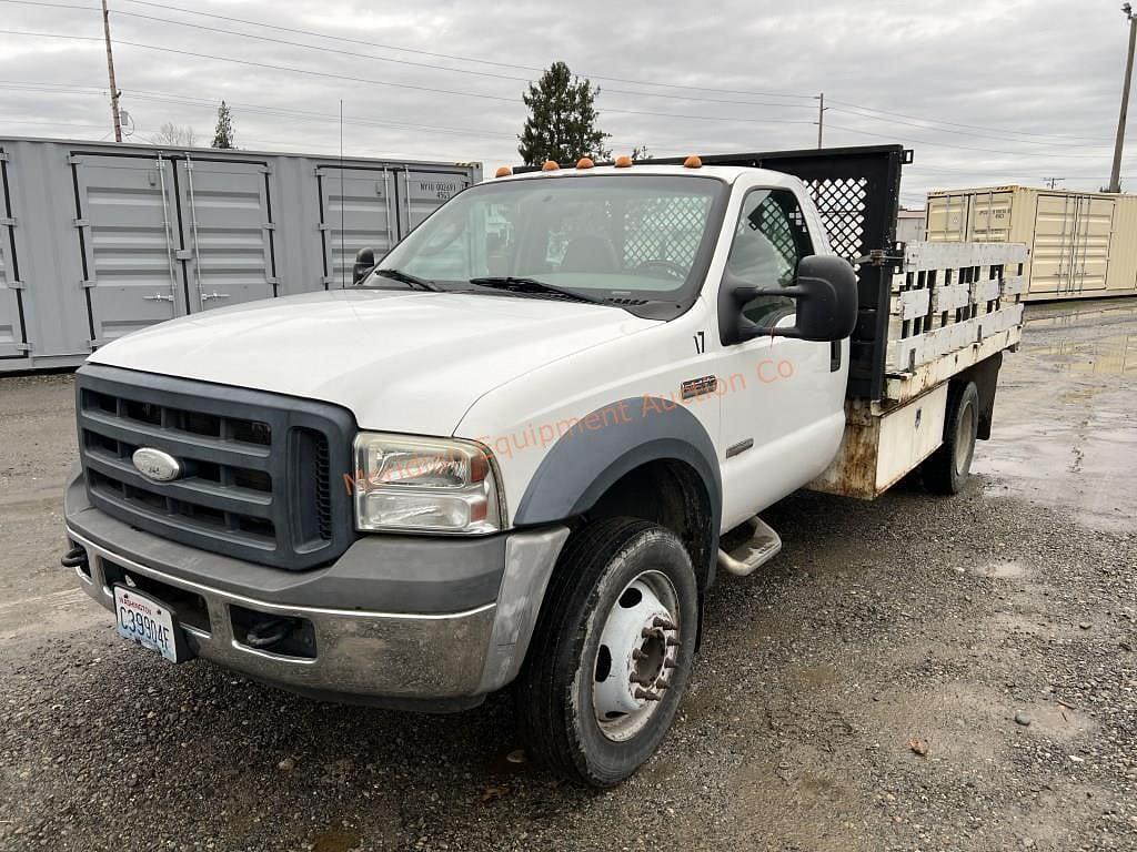 Image of Ford F-550 Primary image