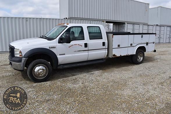Image of Ford F-550 equipment image 1