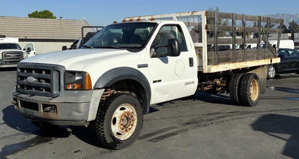 Image of Ford F-550 Primary image