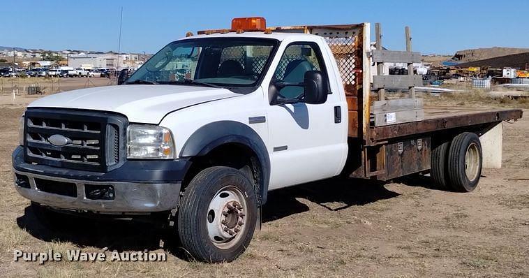 Image of Ford F-550 Primary image