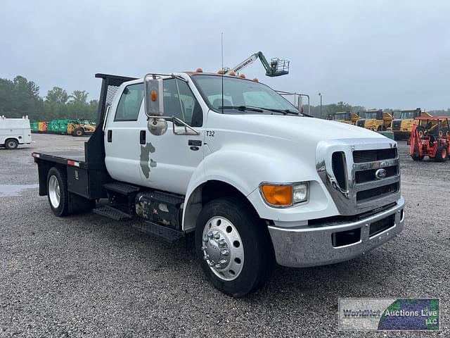 Image of Ford F650 equipment image 2