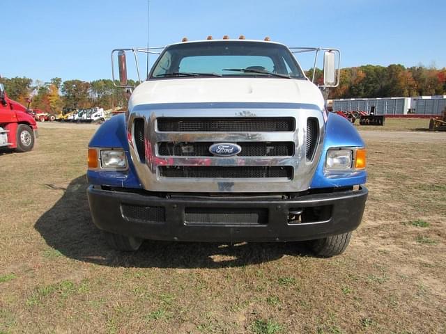 Image of Ford F-650 equipment image 1