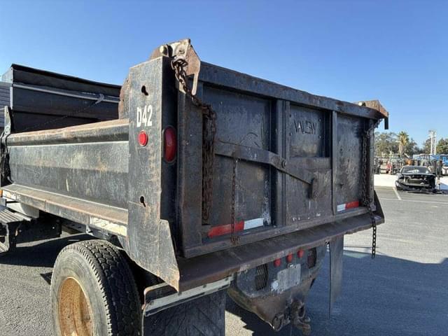 Image of Ford F-650 equipment image 4