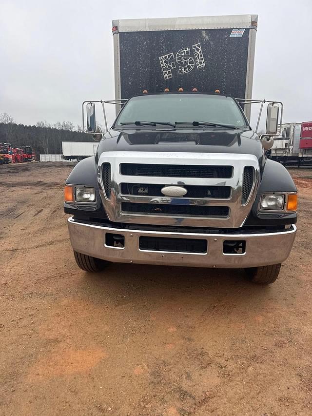 Image of Ford F-650 equipment image 1