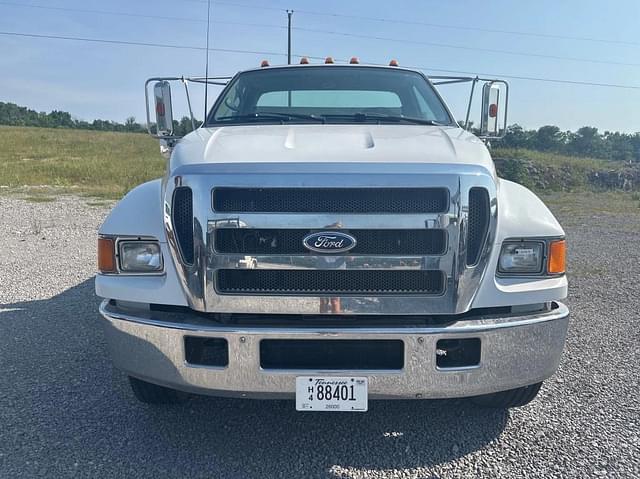 Image of Ford F-650 equipment image 1