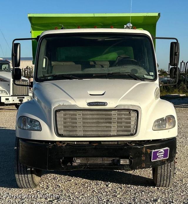 Image of Freightliner Business Class M2 equipment image 1