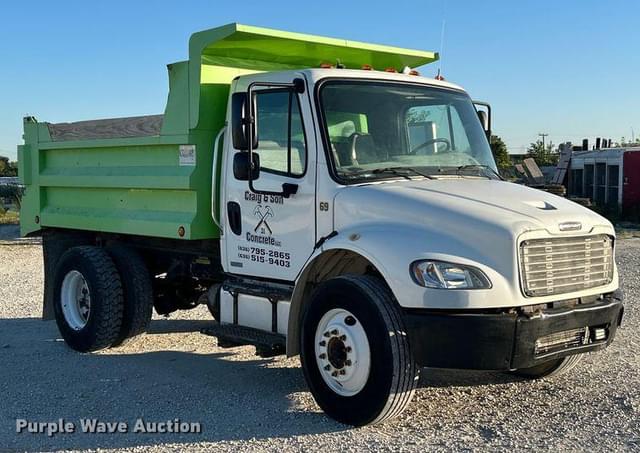 Image of Freightliner Business Class M2 equipment image 2