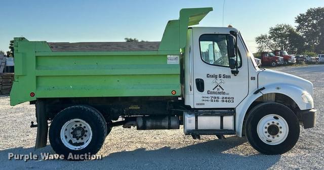 Image of Freightliner Business Class M2 equipment image 3