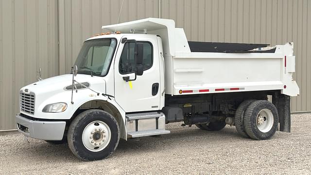 Image of Freightliner Business Class M2 equipment image 1