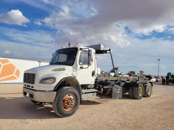 Main image Freightliner Business Class M2