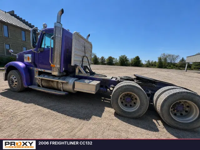 Image of Freightliner Coronado equipment image 1