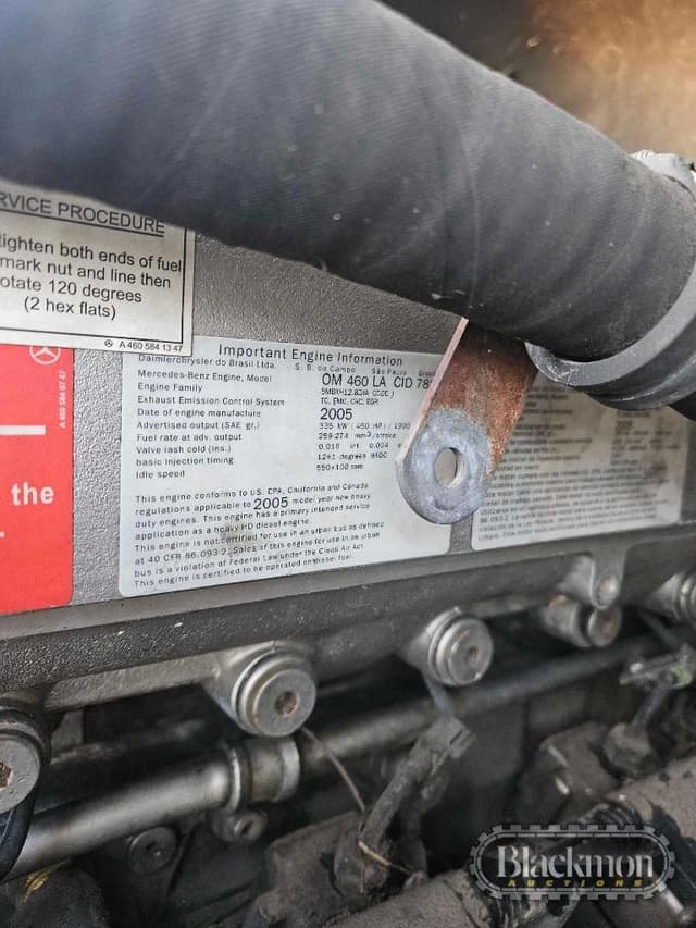 Image of Freightliner CL112 equipment image 2