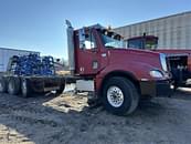 Thumbnail image Freightliner Columbia 120 0