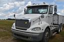 2006 Freightliner Columbia Image