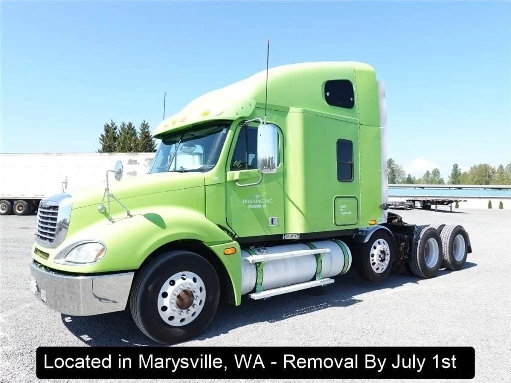 2006 Freightliner Columbia Equipment Image0