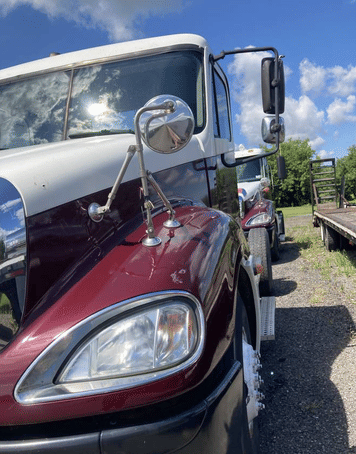 Main image Freightliner Columbia