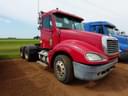 2006 Freightliner Columbia Image