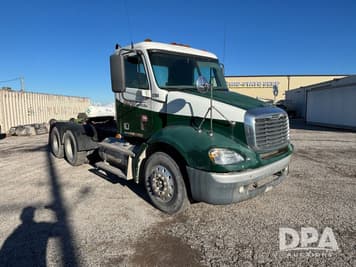 Main image Freightliner Columbia