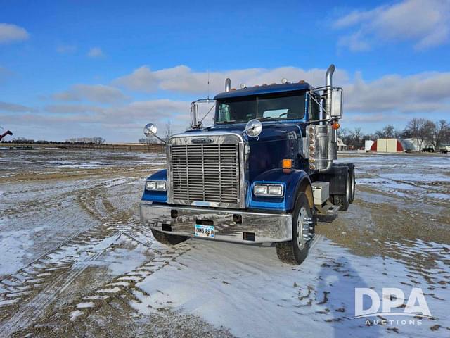 Image of Freightliner FLD120 equipment image 1