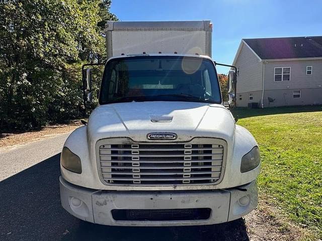 Image of Freightliner Business Class M2 equipment image 1