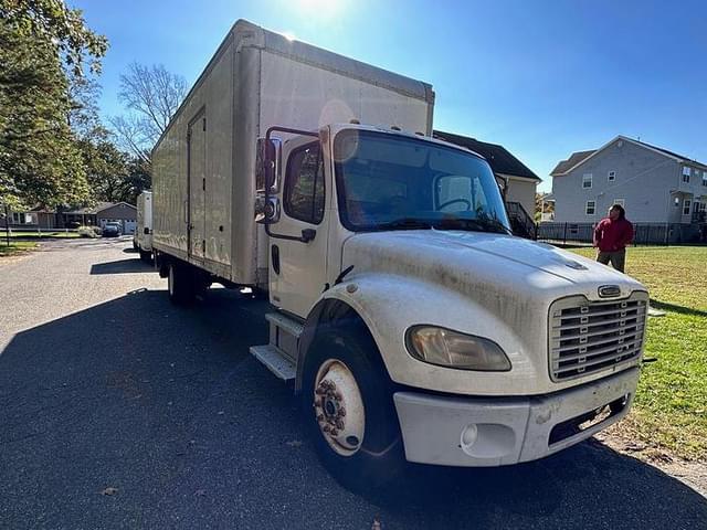 Image of Freightliner Business Class M2 equipment image 3