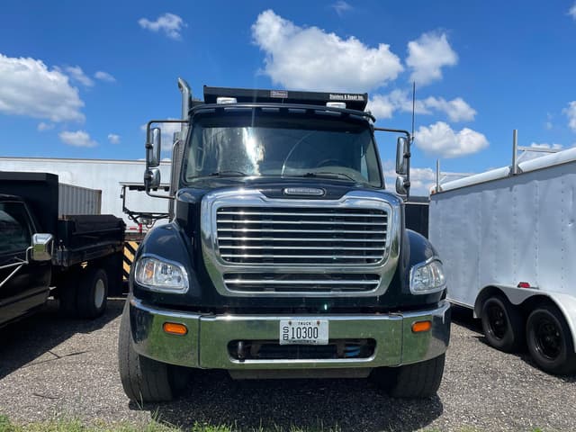 Image of Freightliner Business Class M2 equipment image 1