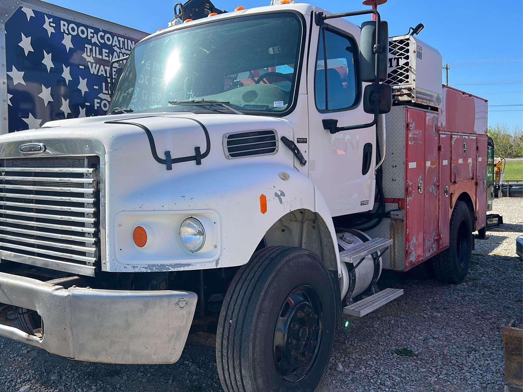 Main image Freightliner Business Class M2