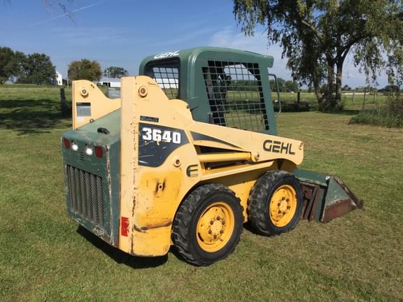 Image of Gehl 3640 equipment image 2
