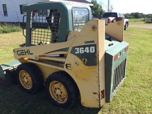 Image of Gehl 3640 equipment image 4