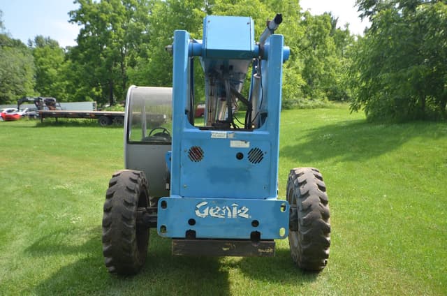 Image of Genie GTH644 equipment image 3