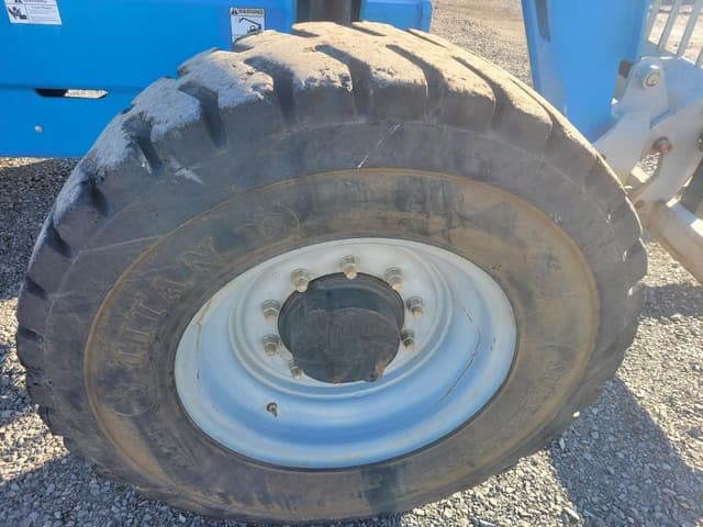 Image of Genie GTH644 equipment image 4