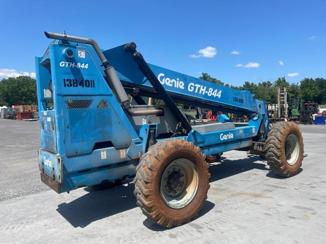 Image of Genie GTH844 equipment image 2
